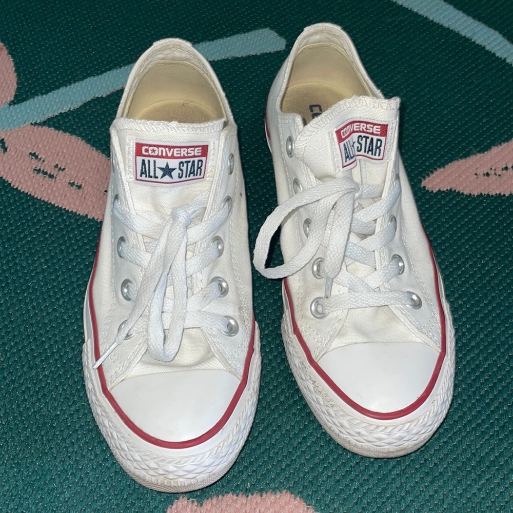 White converse